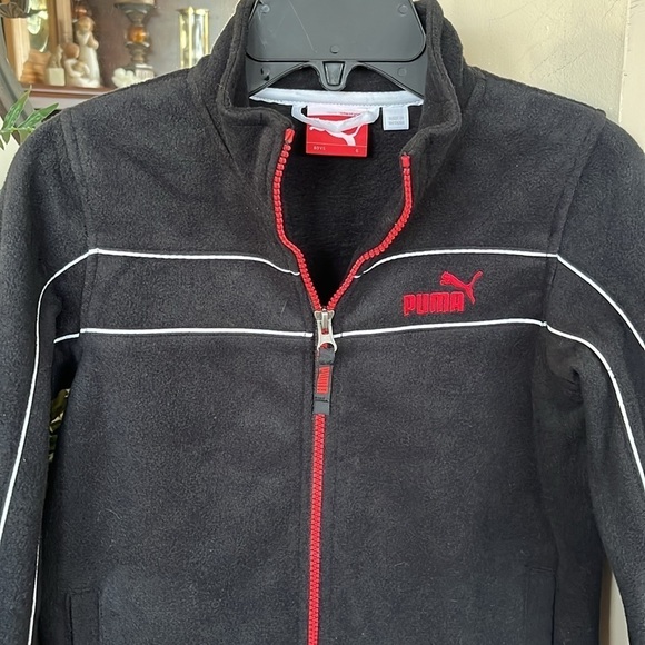 Brand New Puma Black Zip Up Fleece Jacket Embroidered Red Logo Sporty Athletic - Picture 5 of 16